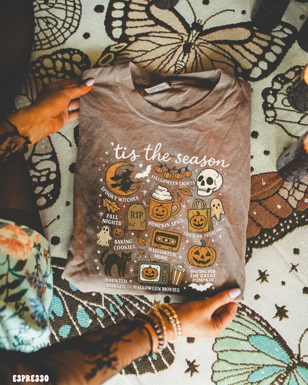 TIS THE SEASON VIBES - SHIRT