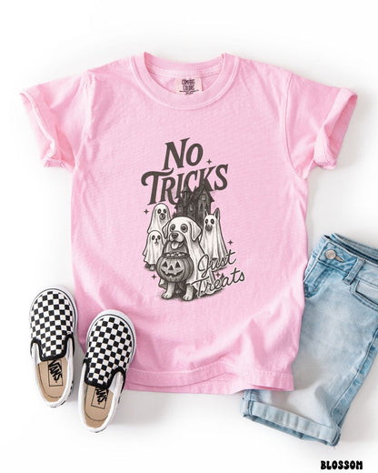 NO TRICKS JUST TREATS - SHIRT